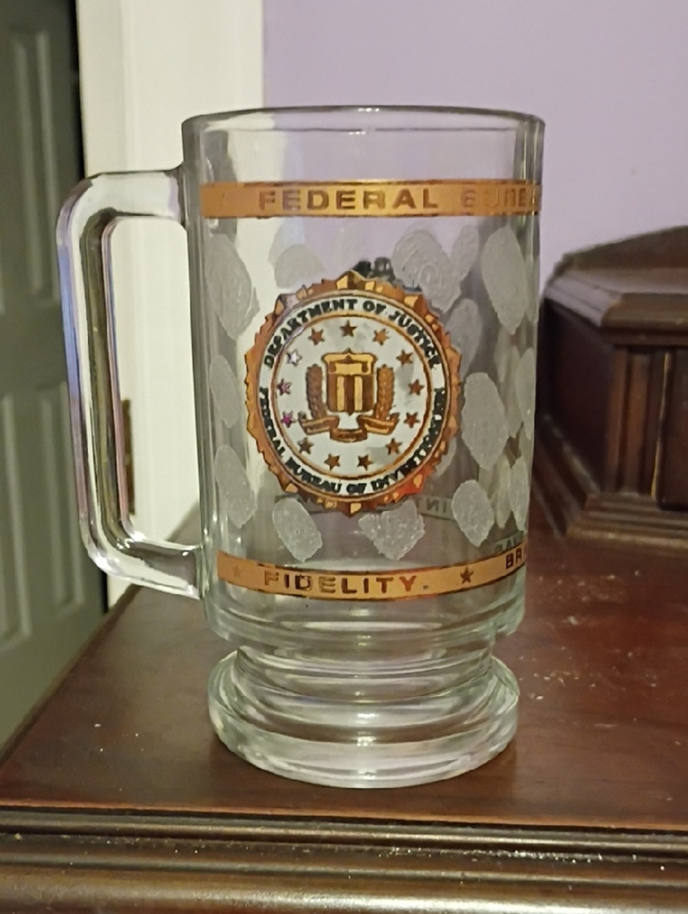 Federal Bureau of Investigation Seal Glass Beer Mug - Clear with Gold Accent